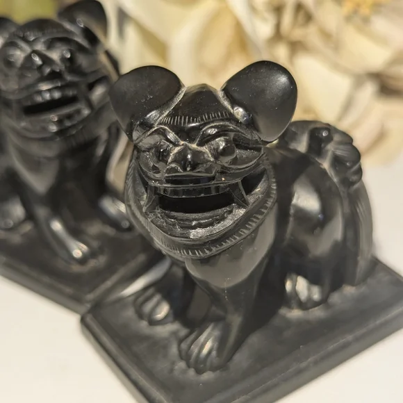 ⭐Pair Of Black Stone Foo Dogs - Picture 1 of 9
